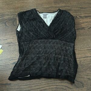 Ann Taylor top size medium black and nude Lacey vibes
